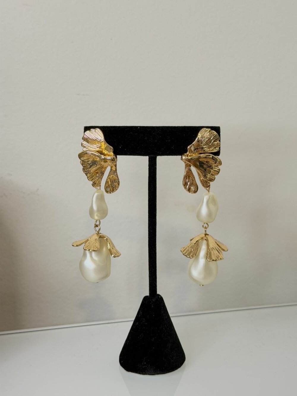 Gold Flower & White Pearl Drop Earrings Elegant Floral Statement Jewelry